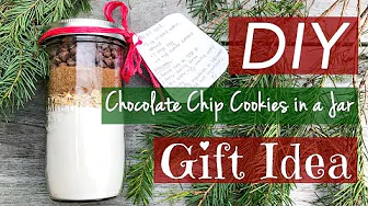 EASY DIY BAKING GIFT | Chocolate Chip Cookies in a Jar Gift Idea